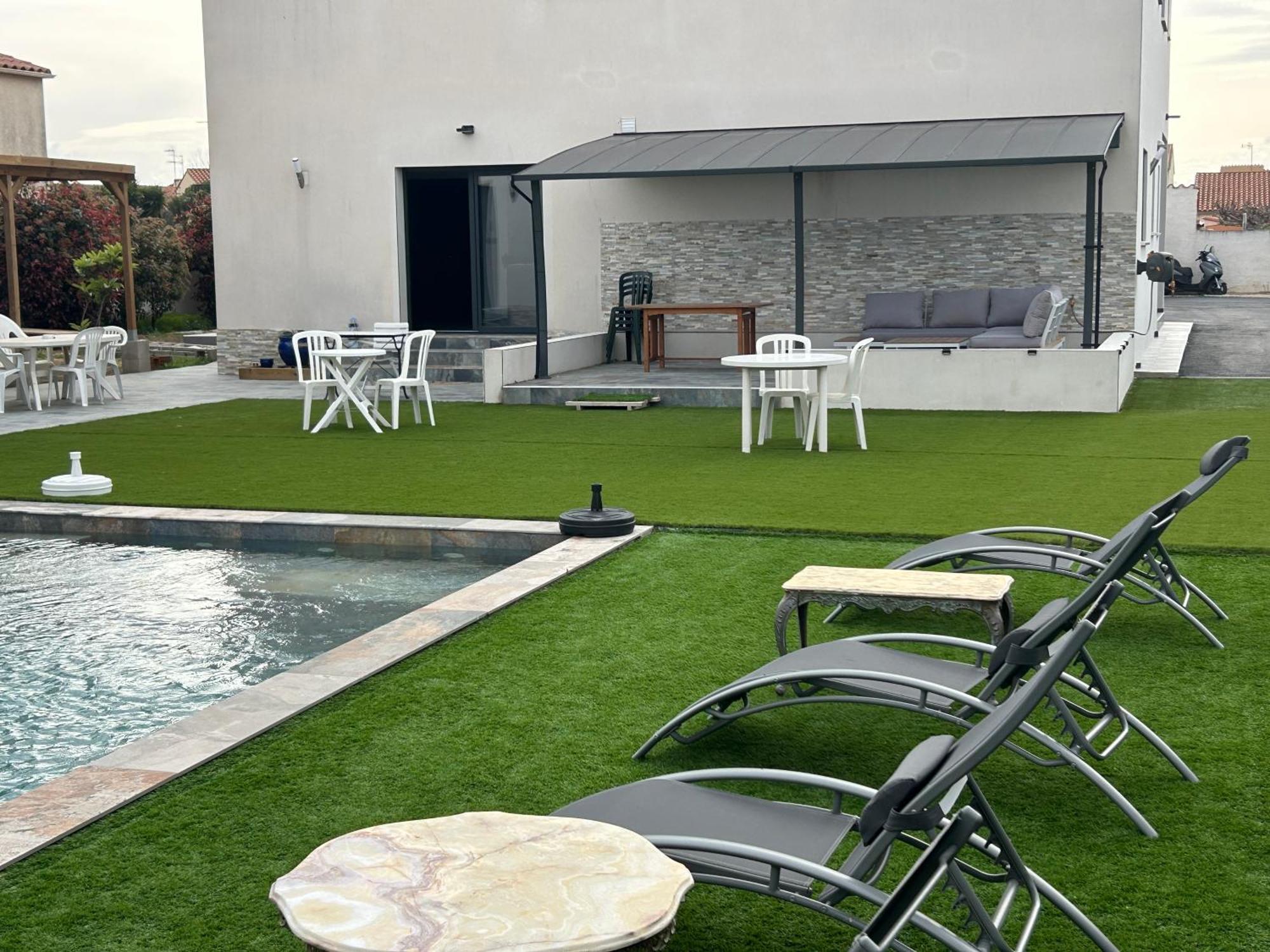 Grande Villa Avec Piscine Bompas  Buitenkant foto