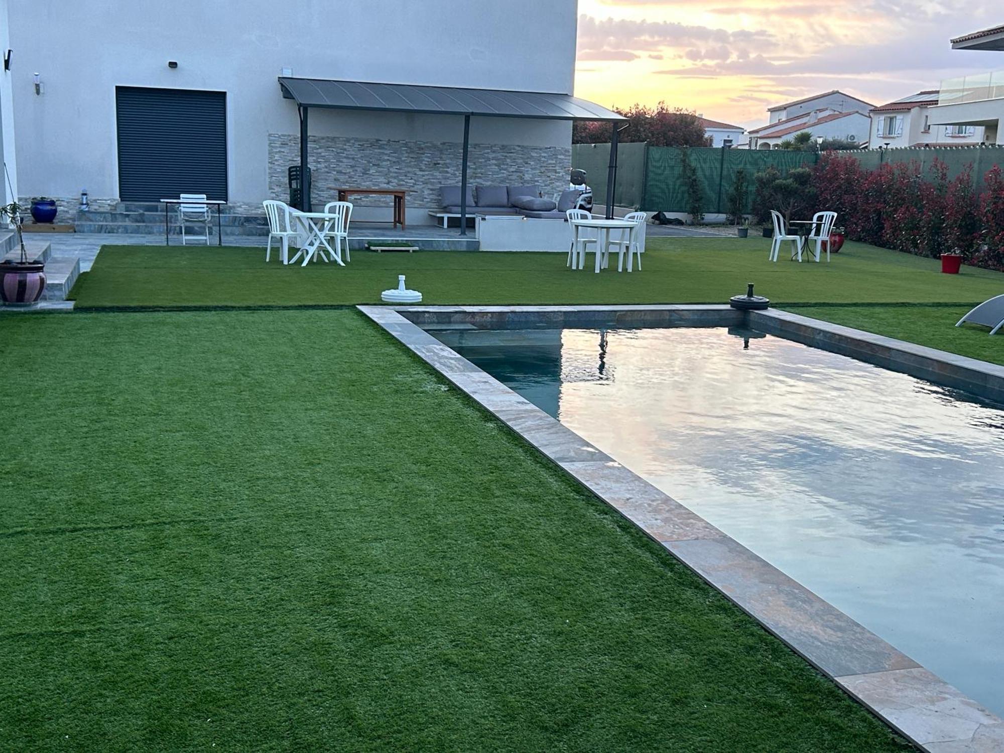 Grande Villa Avec Piscine Bompas  Buitenkant foto