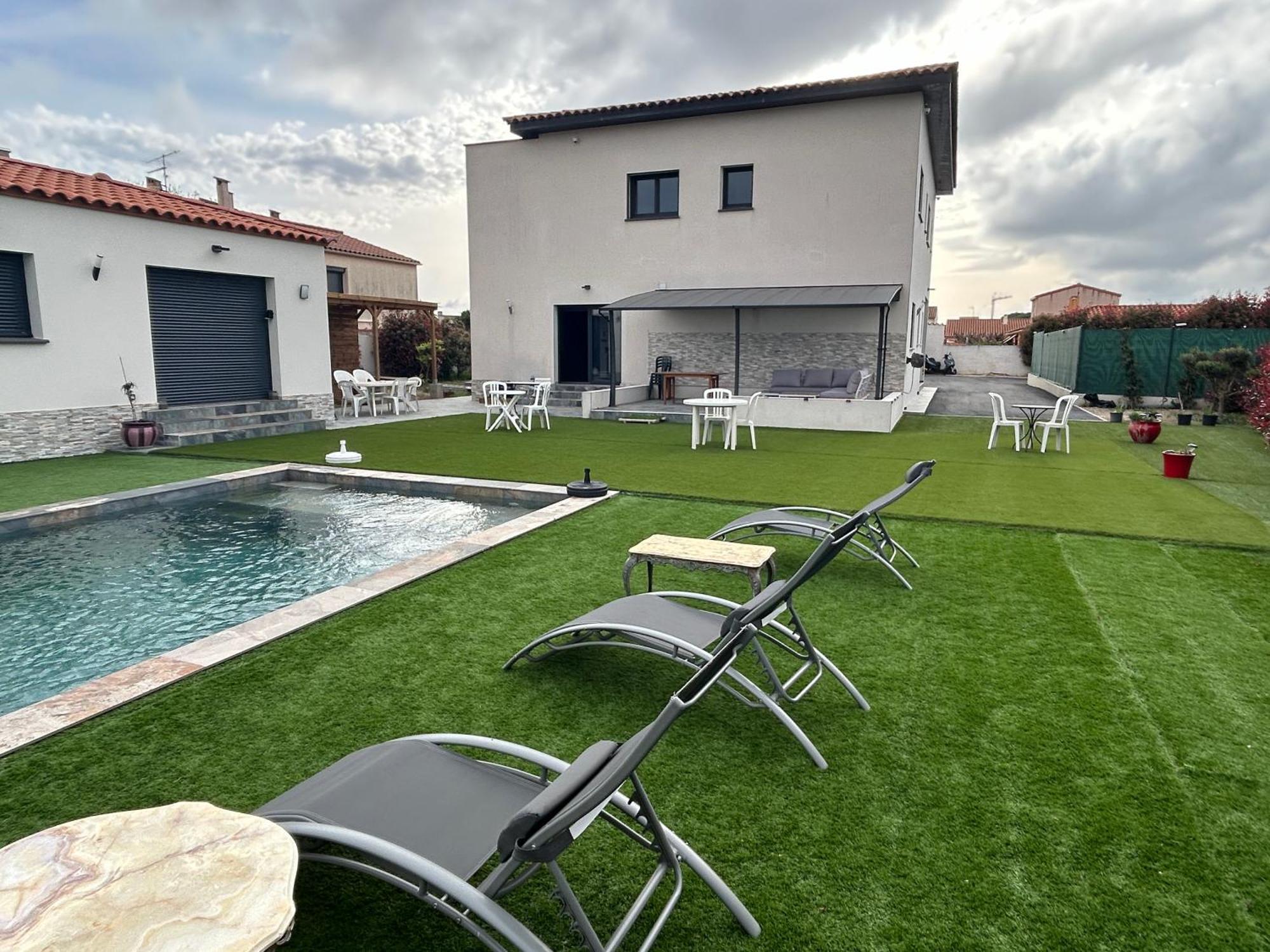Grande Villa Avec Piscine Bompas  Buitenkant foto